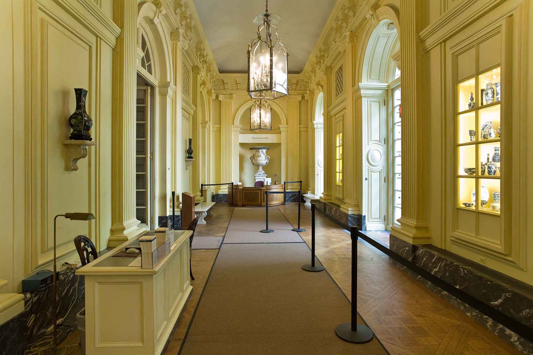 photo of reception hall in the Frick Collection