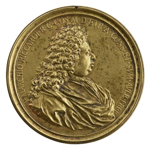 Gilt bronze portrait medal of Francesco Riccardi wearing a long full-bottomed 17th-century style wig and a cravat, in profile to the right 