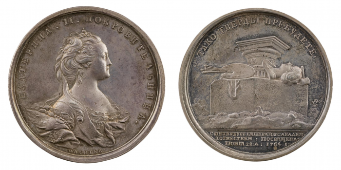 Side-by-side image of both sides a portrait medal depicting Catherine the Great of Russia on the obverse and a plinth with a woman's head, an artist's palette, and a column capital on the reverse