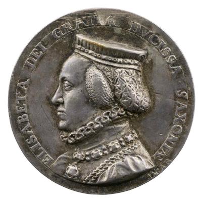 Silver portrait medal of Elizabeth, Duchess of Saxony wearing a dress with a high collar and ruff, a large necklace, an elaborate hairnet and a flat hat, in profile to the left