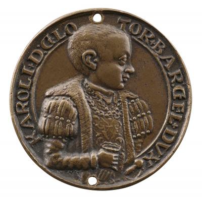 Bronze portrait medal of Charles (II or) III of Lorraine wearing a soft collar, a chain around his neck, a rich doublet with puffed and slashed sleeves and fur collar, with a pair of gloves in his hand, and the hilt of a sword showing